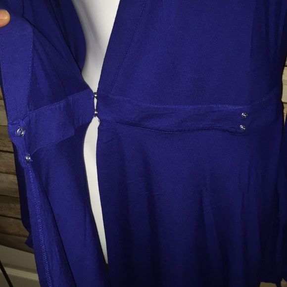 MOON & SKY- Halifax Cross Front Tie Knit Top - Picture 7 of 8